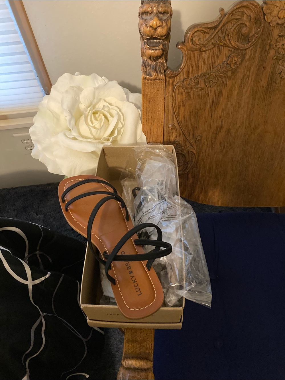 Lucky Brand Black Strappy Tan Footbed Sandals
